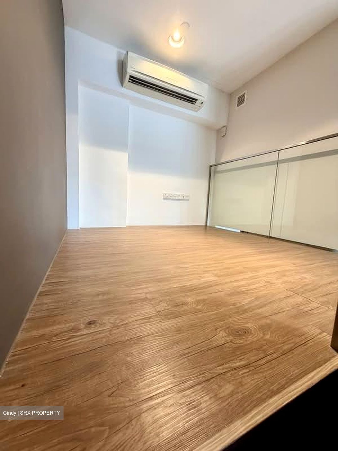 PS100 (D2), Office #535681911